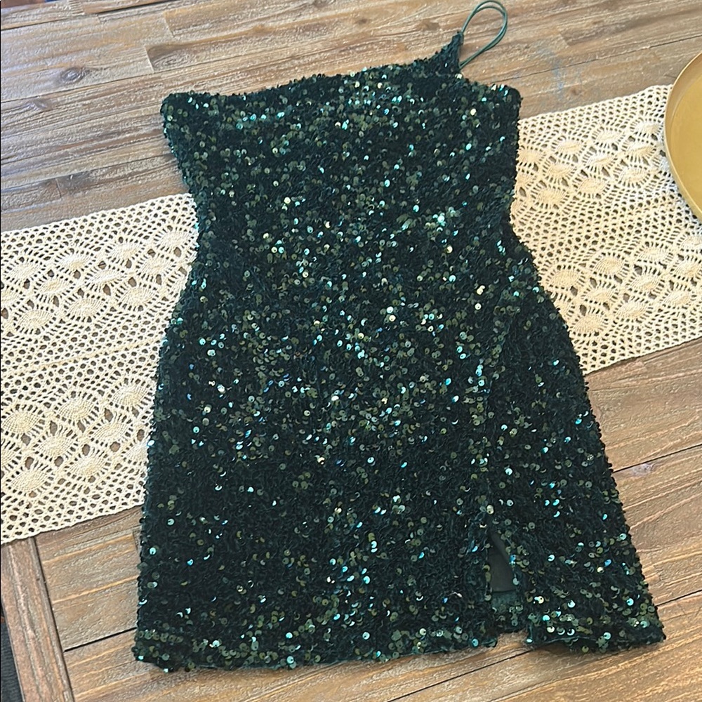 Green Sequin One-Shoulder Dress